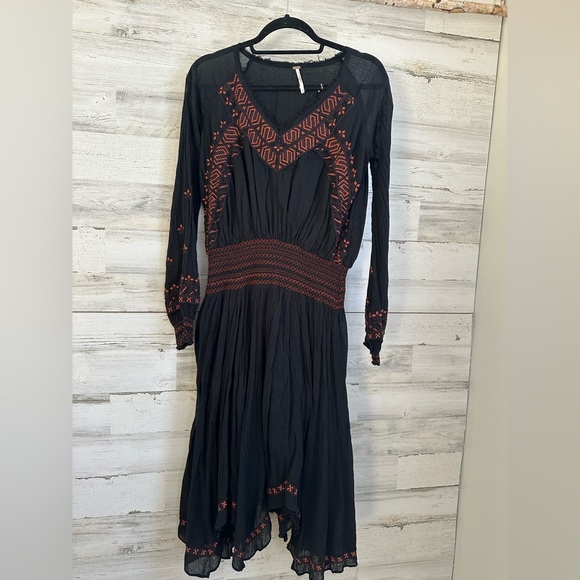 free people black embroidered dress NWT Free People Dress – BOHO thrift shop